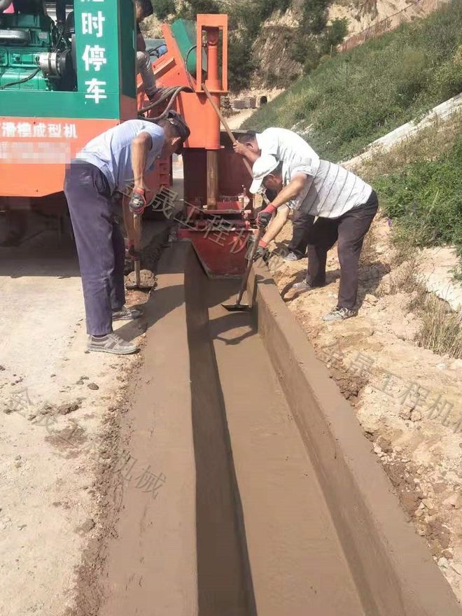 k8凯发，公路施工 机械设备技术力量实现的设备